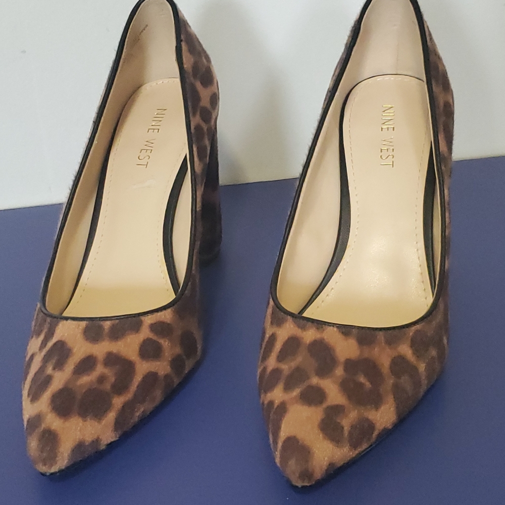 NEW Nine West pointed toe leopard heels